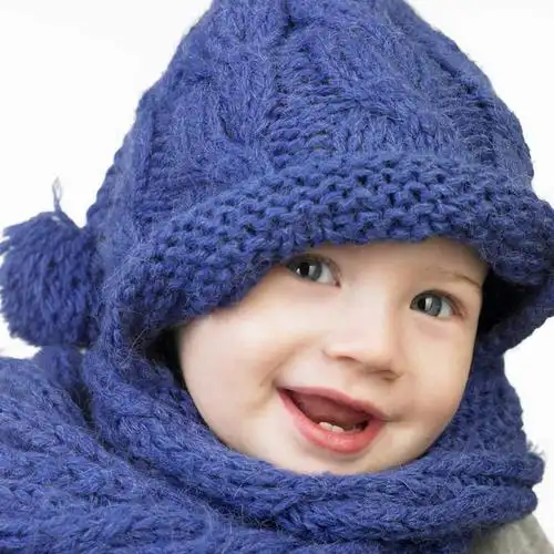 西方人,婴儿,儿童,脸,头,脸颊,一个人,笑,微笑,露齿笑,方图,室内,特写