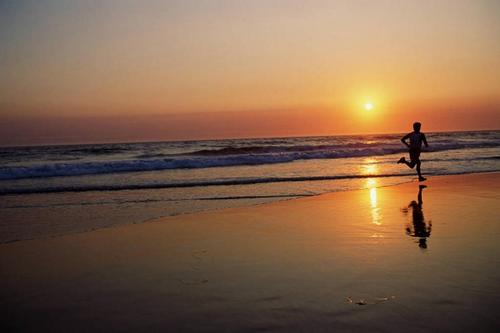 成年人,一个人,跑,横图,室外,运动,日落,太阳,黄昏,摄影,生活方式