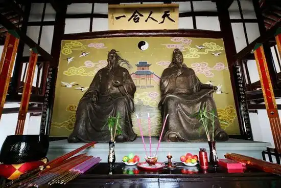 袁天罡李淳风像据阆中市历史文化名城研究会介绍上海墓地