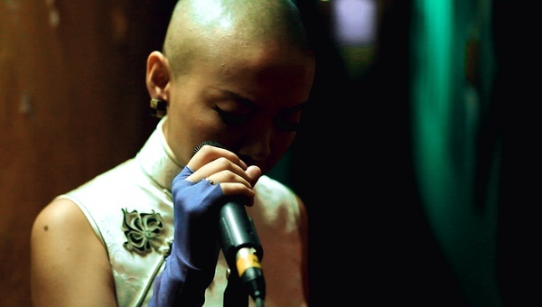 《好声音》光头女歌手被曝插足 回应:恶意诽谤