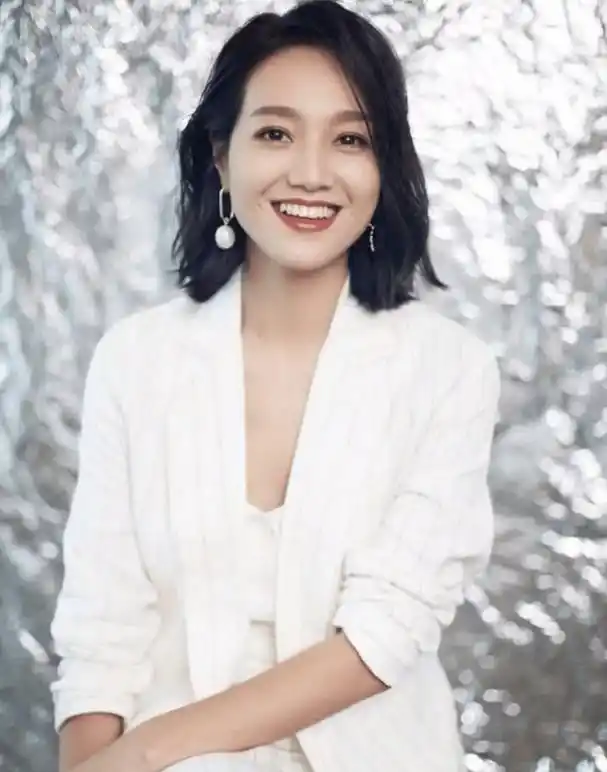 6年后,再看朱丹的婚姻,才明白嫁给周一围是她最好的决定