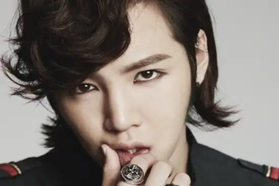 韩国男歌手十大帅哥