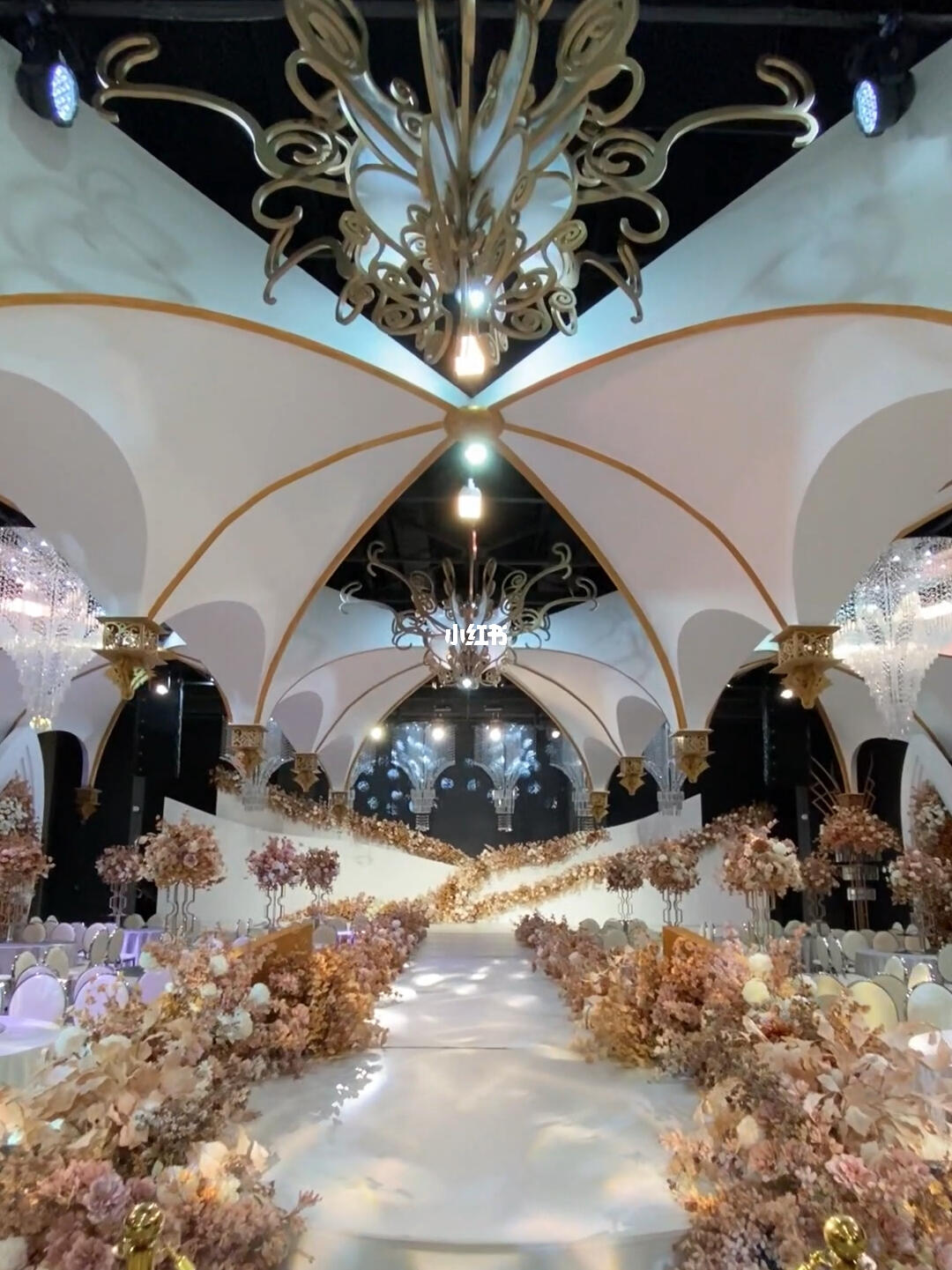 沈阳婚宴酒店婚礼现场婚宴场地原图直出