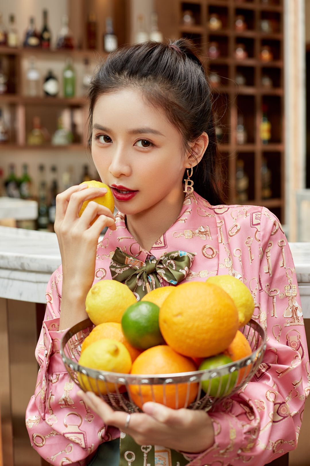 p>蔡卓宜(joey chua),1994年4月8日出生于马来西亚柔佛州,就读于 a