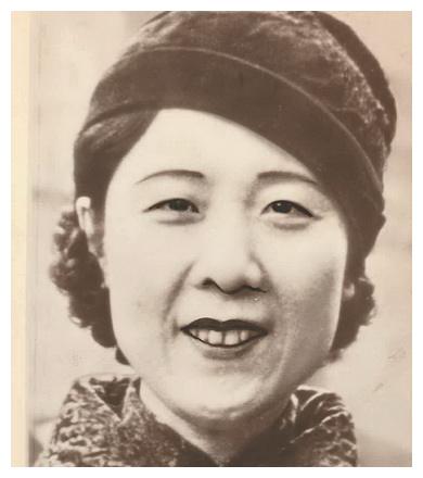 张学良重获自由,没回家祭拜张作霖,跑到美国和蒋士云住了三个月