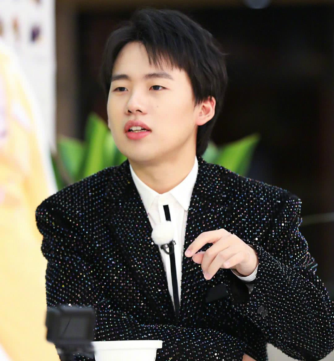 原创郭麒麟资源大好一连接九档综艺把自己活成大张伟