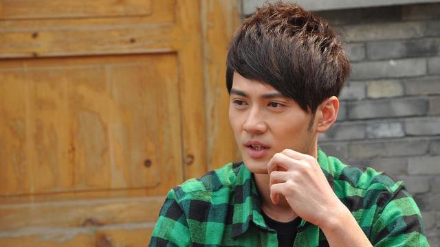 徐正溪从季如风,叉腰护,到《九州2》的雪景空,痴情角色太迷人