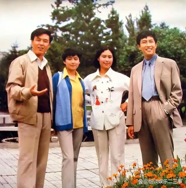 回顾演员达式常终生只爱一个人他一生不买车不开车是为何