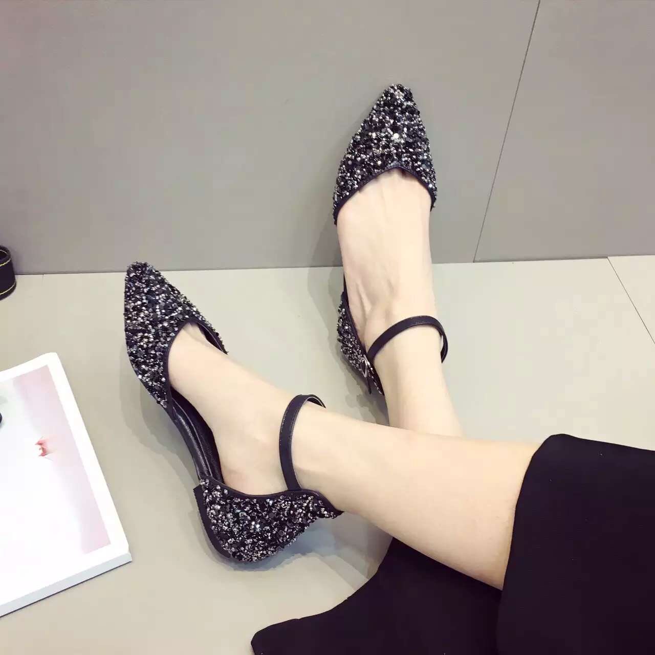 7招解决女人鞋子磨脚问题!