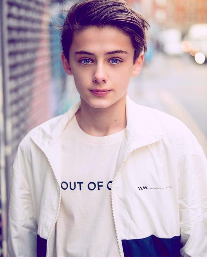 因为长相帅气,他被日本网友称为"世界最美男孩".