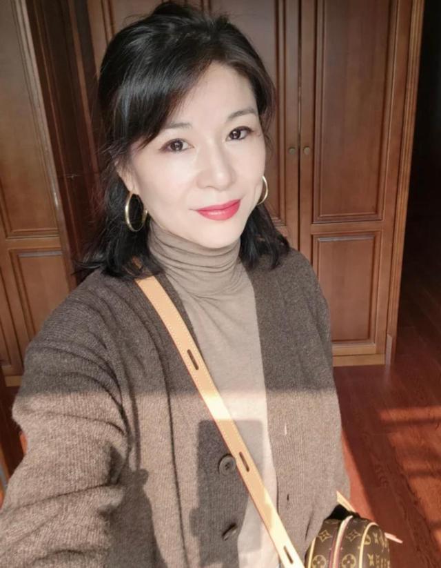 35岁的女人应该是什么样的形象?