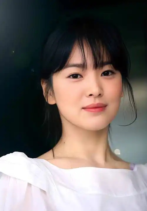 外媒评选2023年全球还美10名女演员,中国1人入选,名列第一-第13张图片