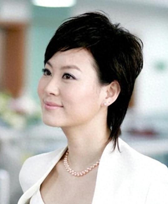 辽宁电视台主持人金霞去哪儿了?