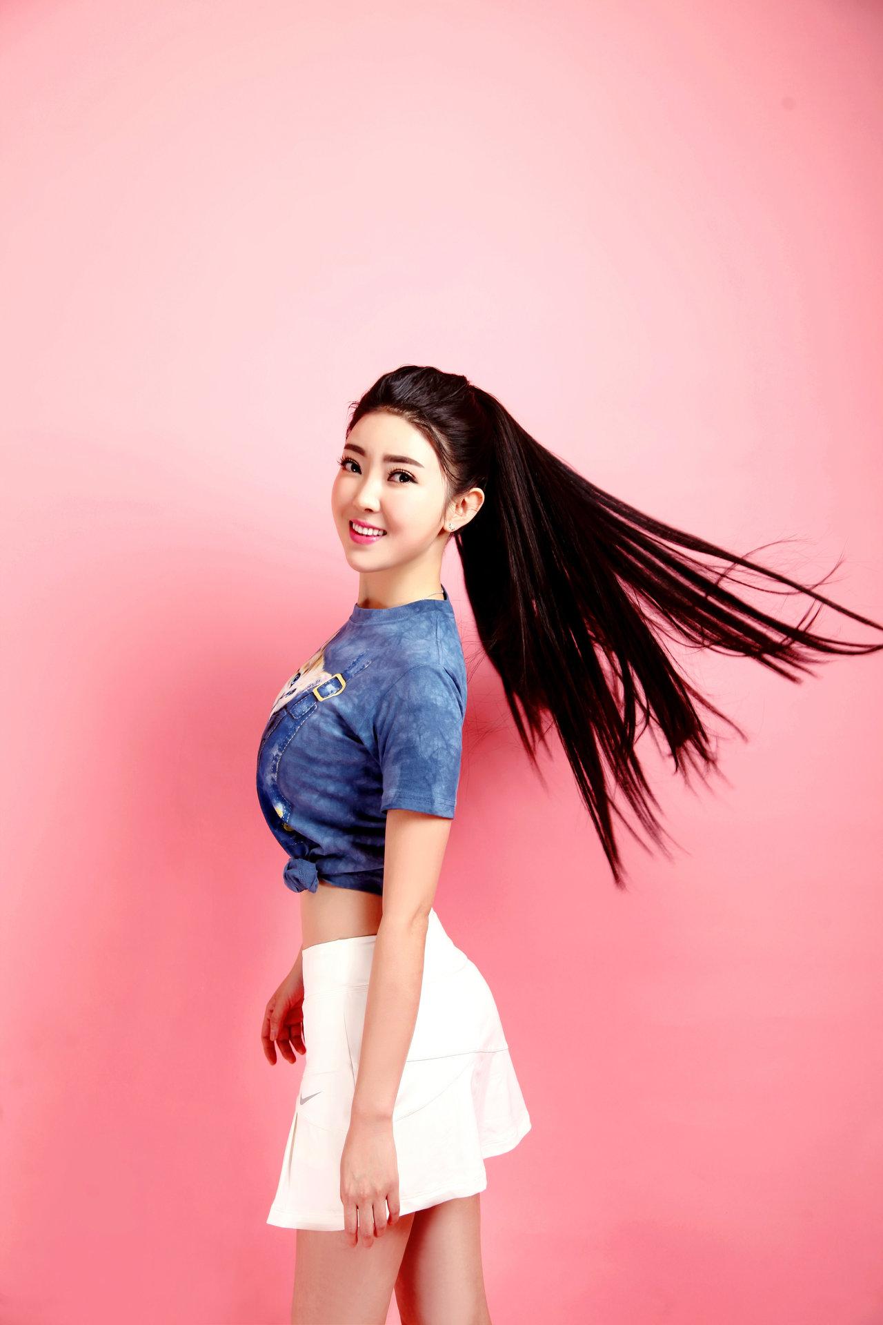 《最亲爱的你    》是歌手任妙音演唱的歌曲,祁隆作词,祁隆,潘信燃