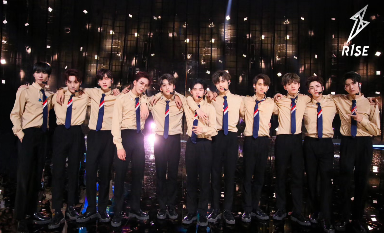 太戳人了!r1se毕业演唱会在即队长周震南首回应"解散"后计划