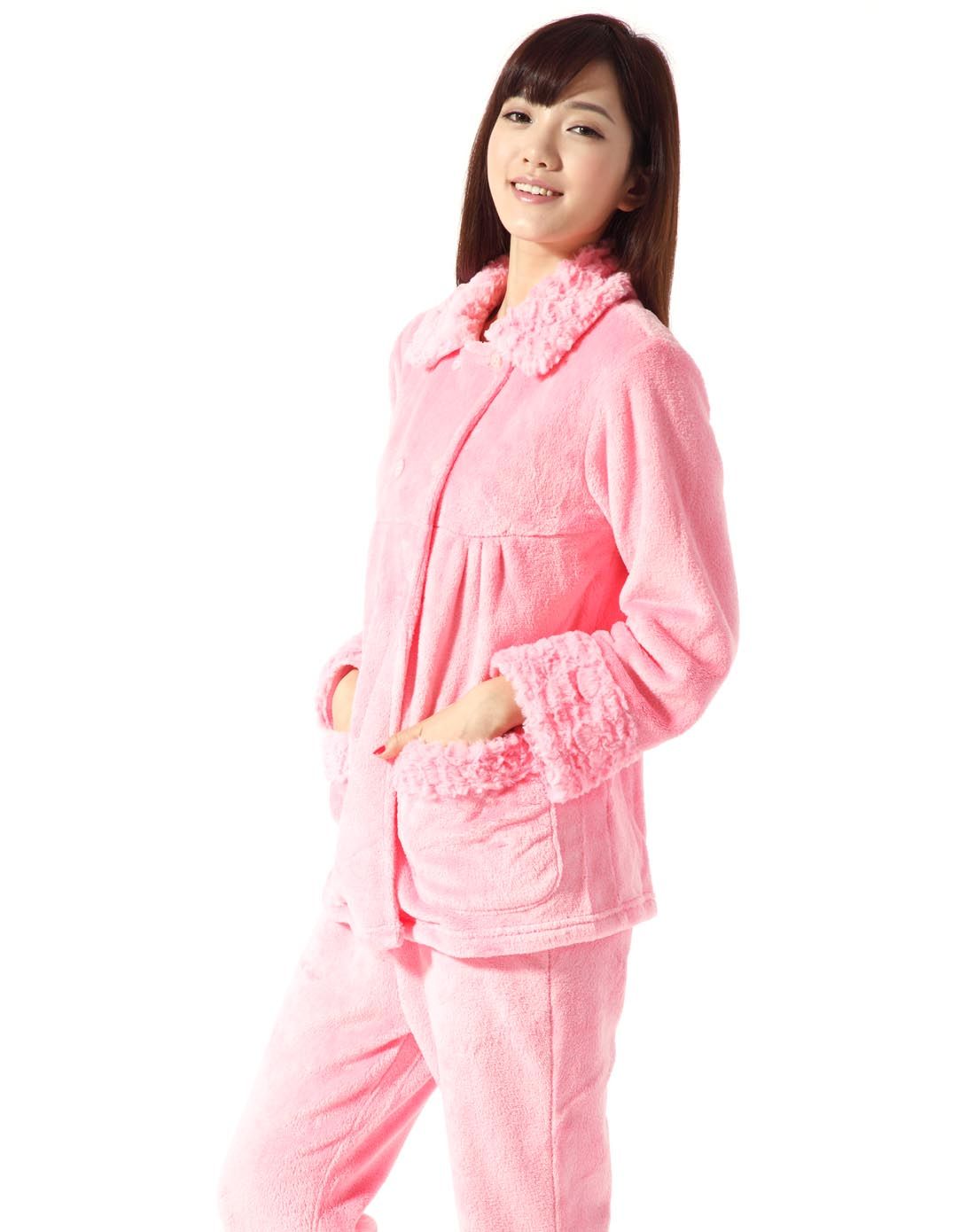 女士暖粉色冬日暖阳珊瑚绒套装