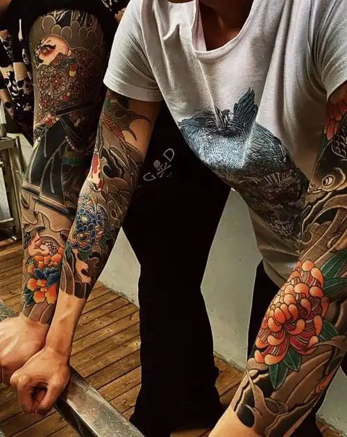 日式老传统花臂纹身图片_手臂老传统纹身图案