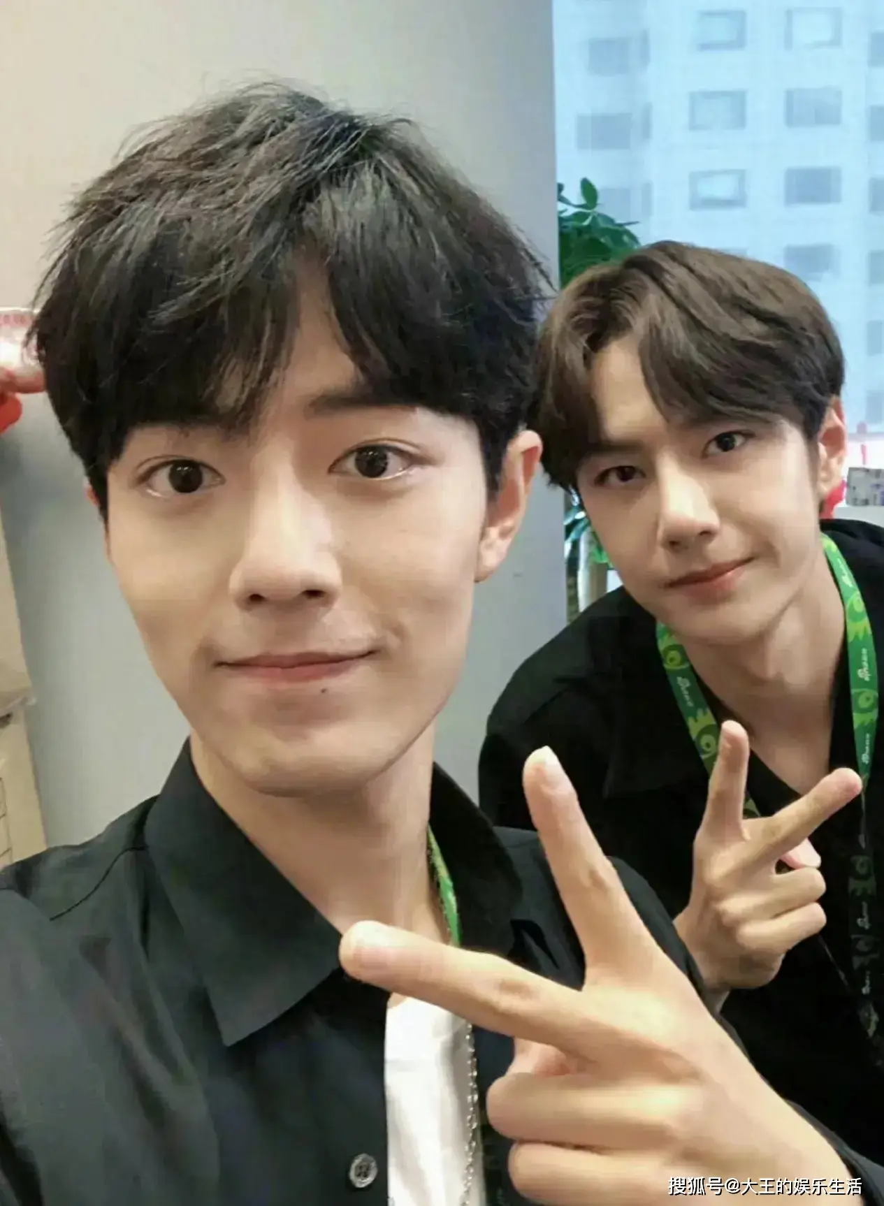 他们认为库迪咖啡是在利用王一博和肖战的 cp 关系进行营销