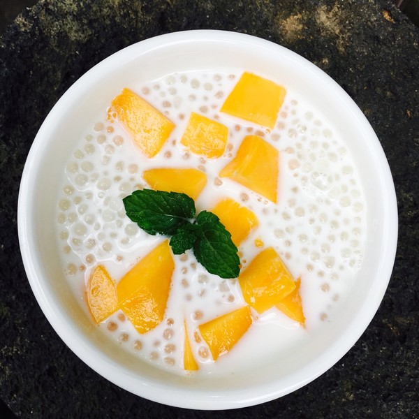 以梦为马oo做的芒果椰汁西米露