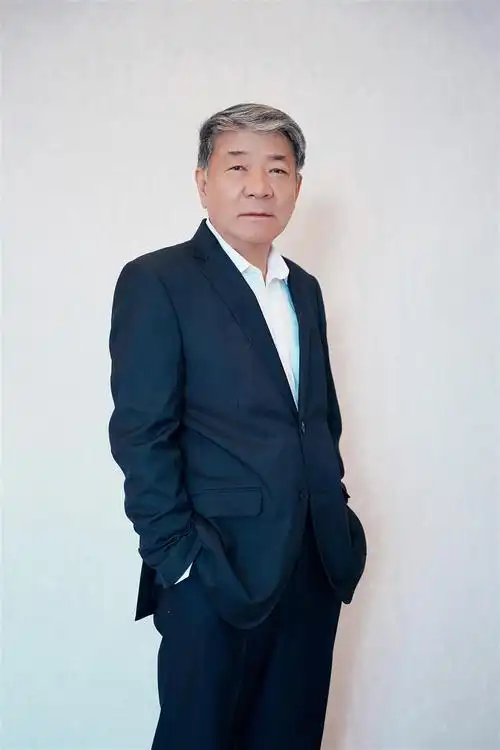 《功勋》获超高口碑 总导演郑晓龙:我为什么选周迅演屠呦呦