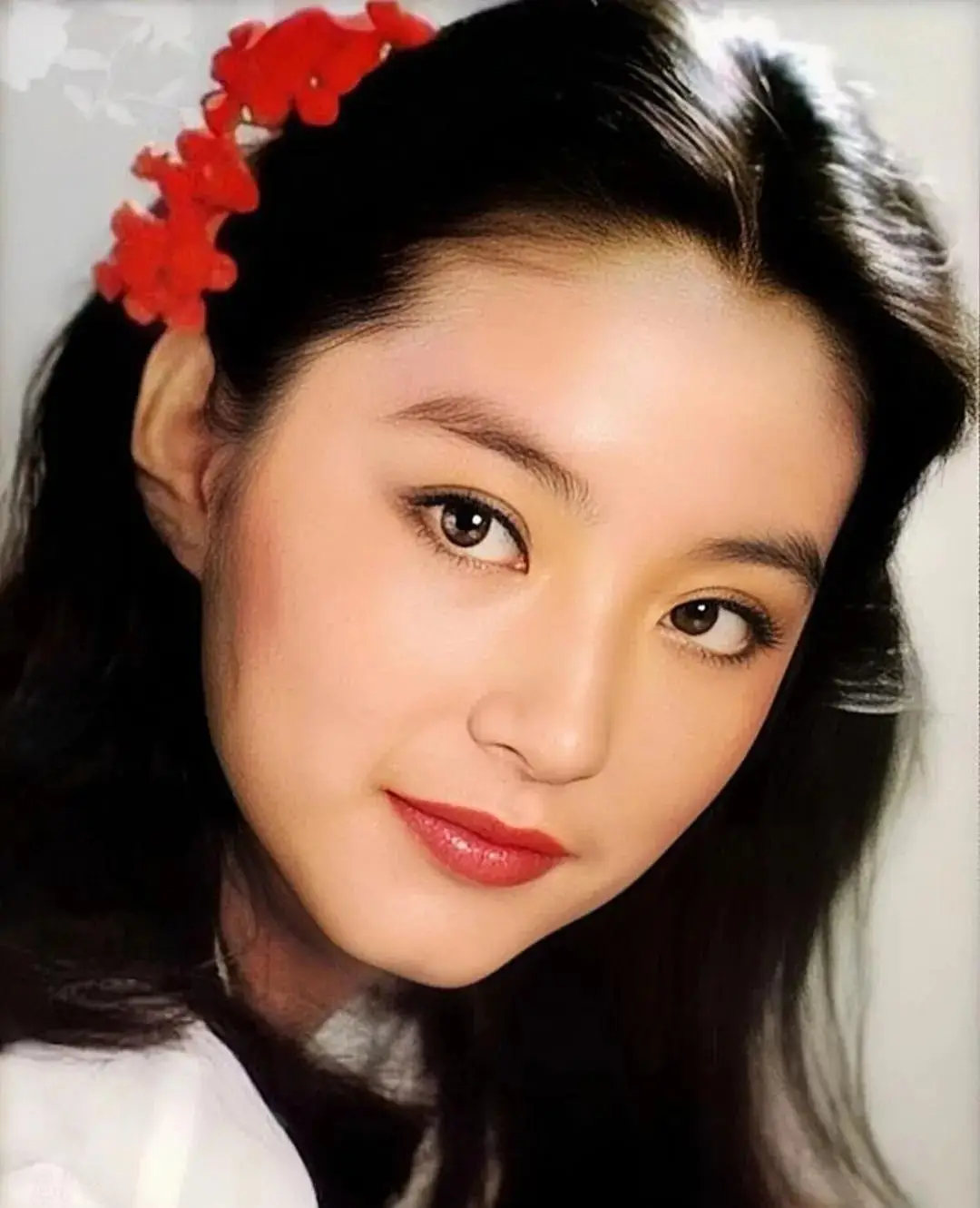 一代佳人林青霞:年轻时真是惊艳了时光,美得清丽脱俗_审美_时期_角色