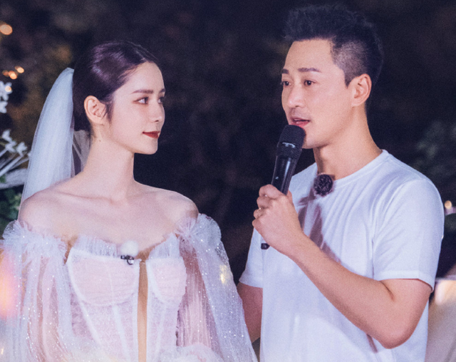 张馨月穿婚纱大告白,林峯承诺两年内办婚礼,网友评论却过于真实