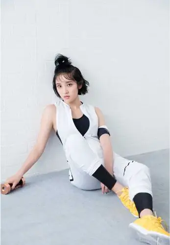 唐艺昕运动少女范性感图片