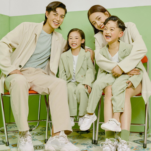 全家福服装照片