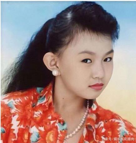 小时候的卓依婷好可爱