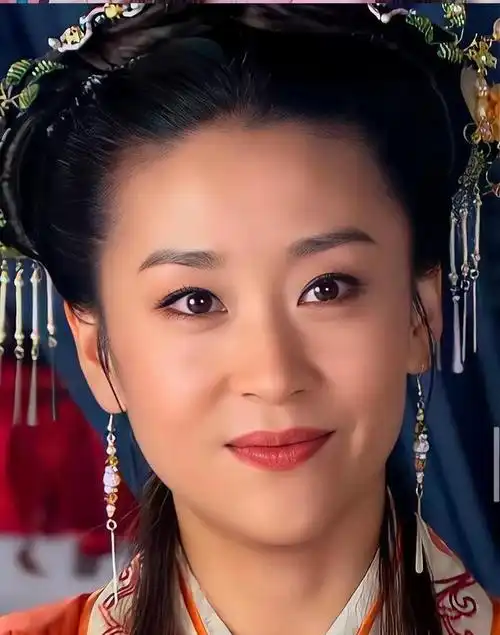 演员苗圃饰演穆桂英电视剧穆桂英挂帅古装剧