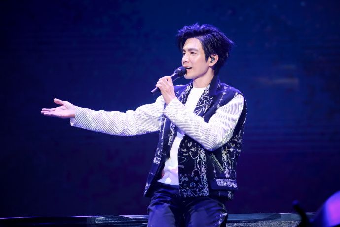 钟汉良1130生日快乐