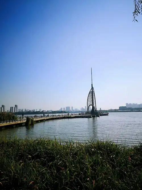 蠡湖大桥公园.
