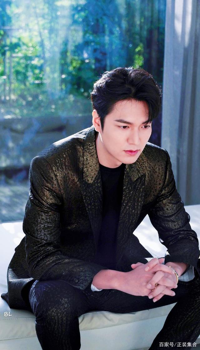 永远的男神李敏镐的西装也是男神风格!真的不愧是男神榜no.1!