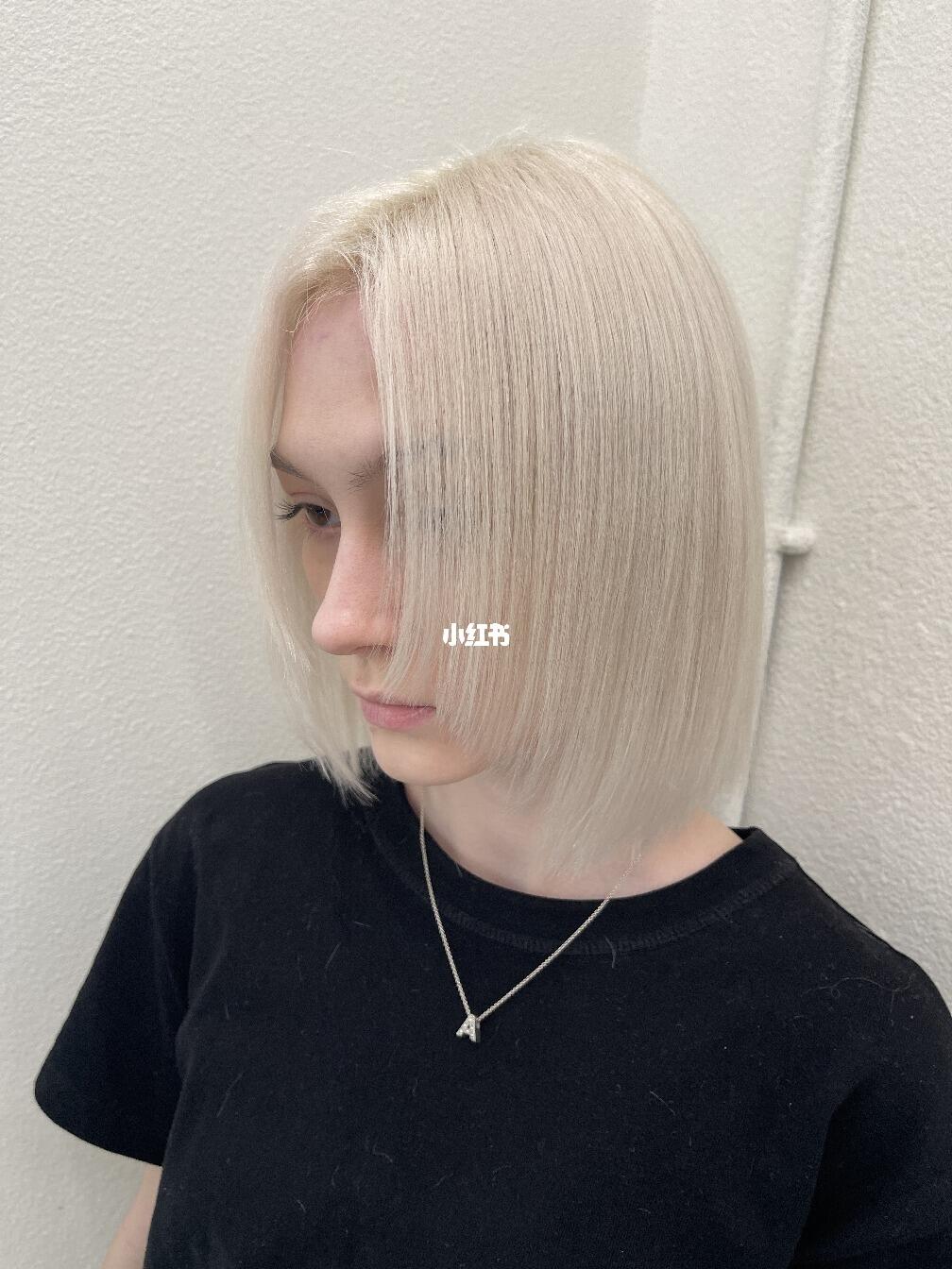 revive漂染酷感高层次中短发漂染白金色