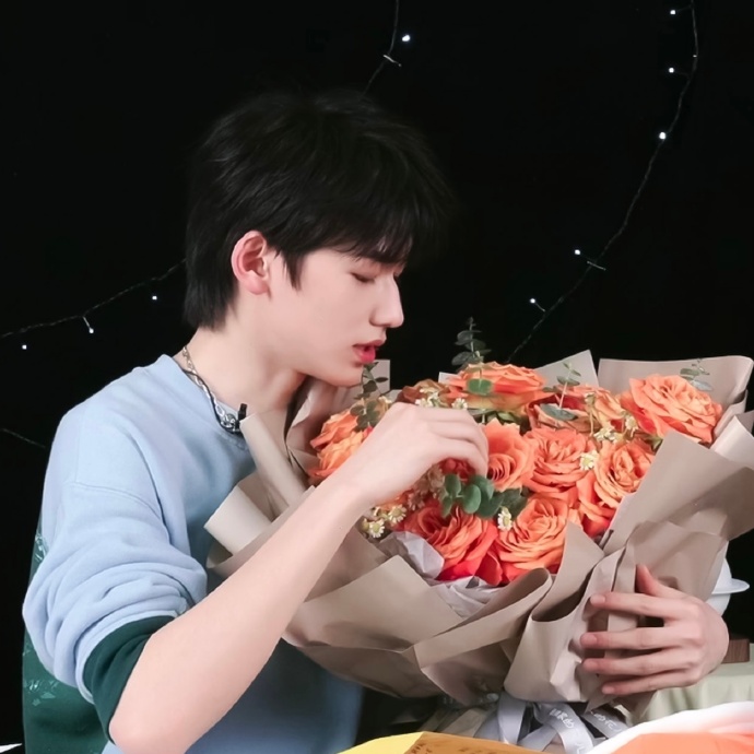 宋亚轩直播##宋亚轩跟妈妈弟弟连线