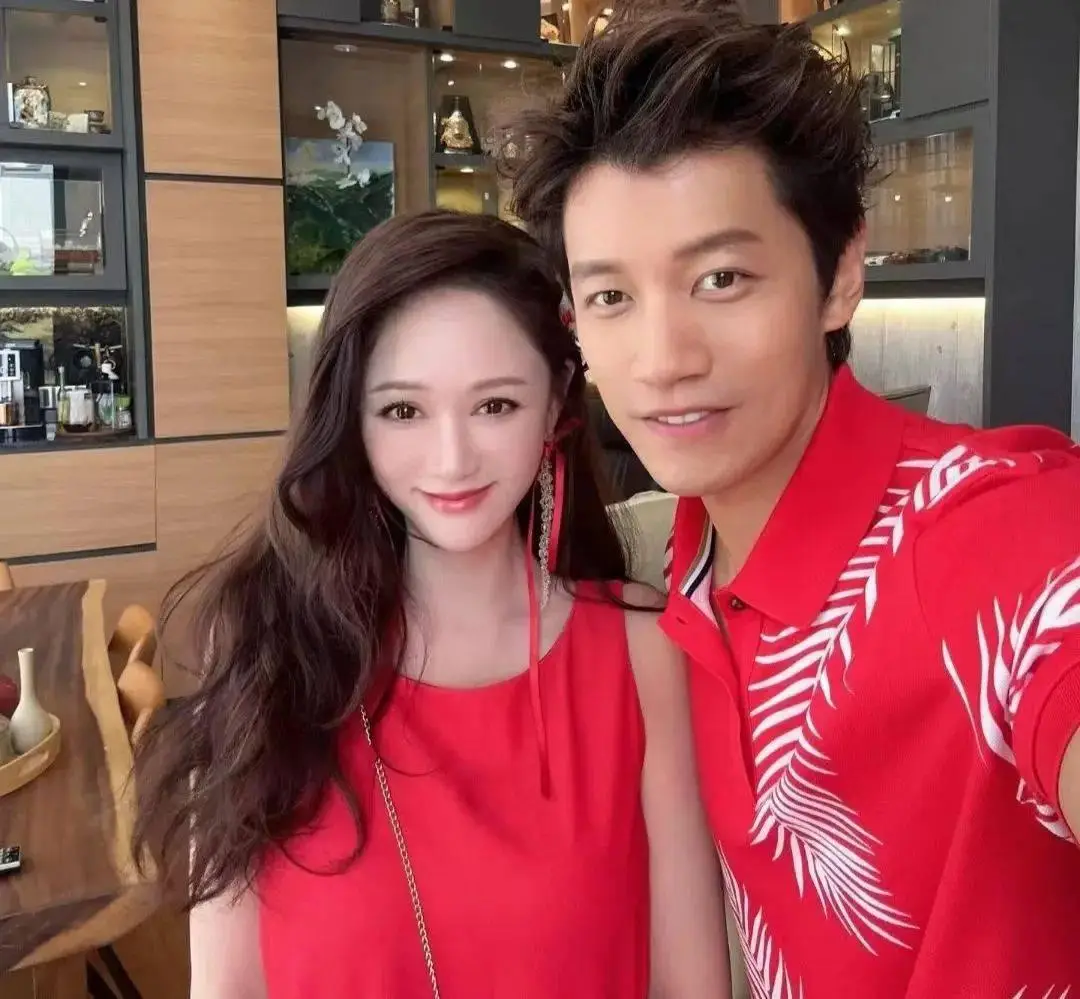 陈乔恩与丈夫一起回马来西亚过年_chen_艾伦_chinese