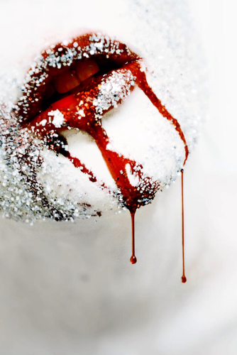 有没有类似的图片(就是有血,有点非主流等等)