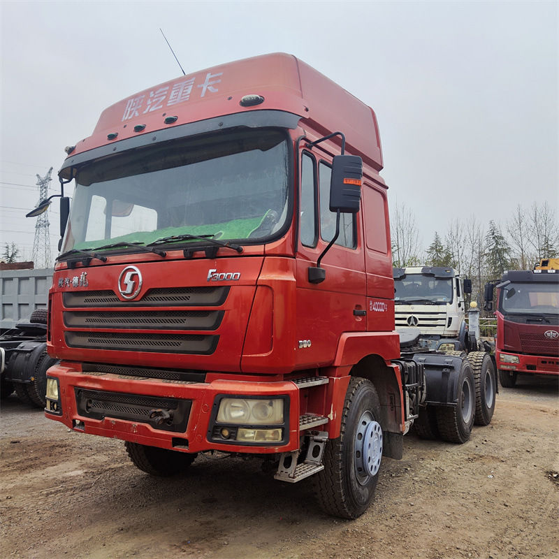 出售精品二手欧曼牵引车 双驱轻体可分期半挂牵引车-阿里巴巴