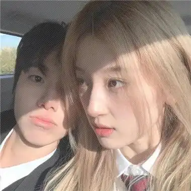 超有魅力的气质情侣头像