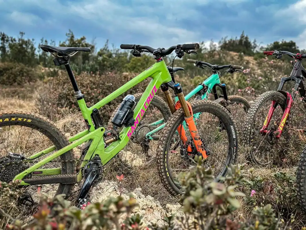 看看有你喜欢的santacruz型号吗#软尾山地车 #山地车 - 抖音