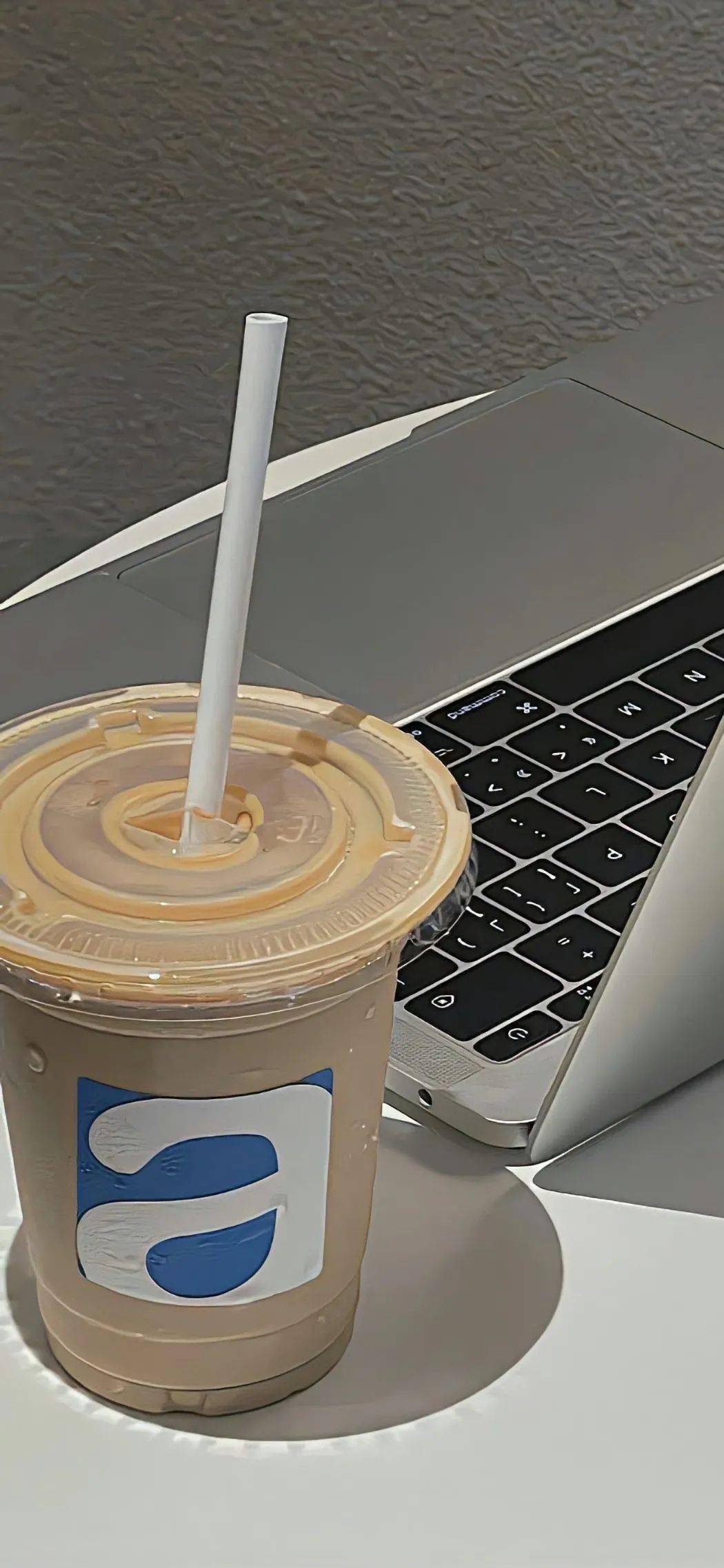 壁纸| 小众ins风锁屏壁纸