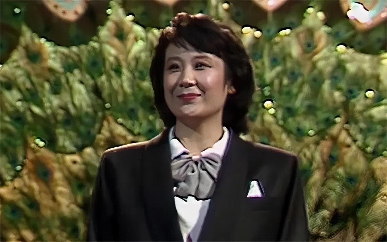 回顾苏小明离婚40年出国深造后嫁给法国富商前夫如今过得怎样