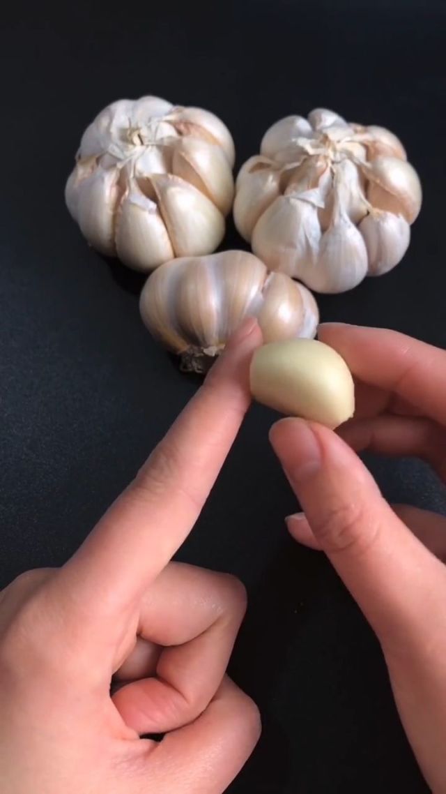 大蒜可以预防长瘊子,太实用了!