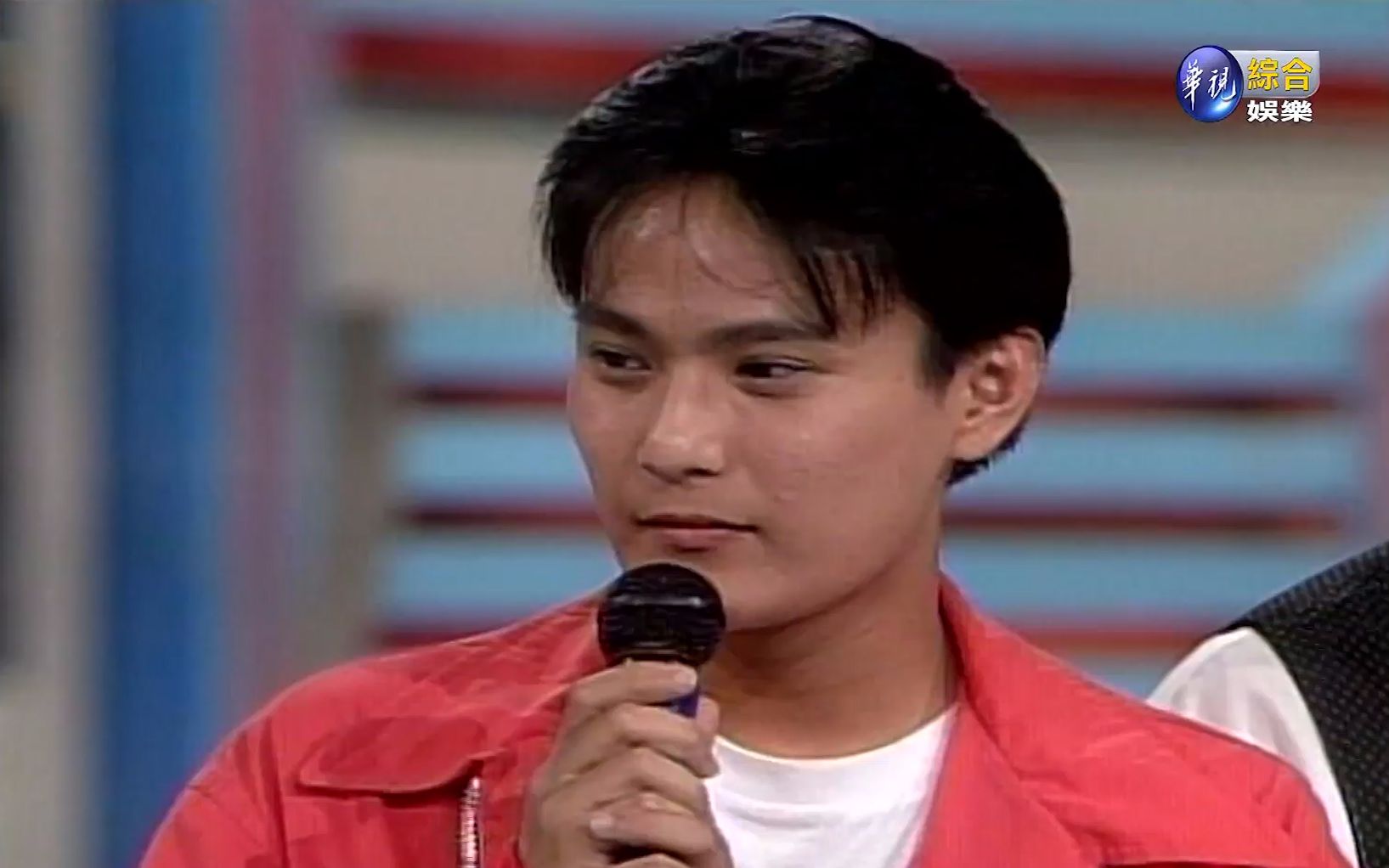 张信哲早期视频之综艺现场片段封面在p7连环泡玫瑰之夜欢乐一百点