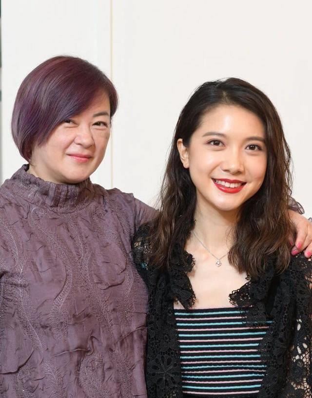 郭嘉文或迎挑战,"小吴绮莉"林宣妤上位史_李泽楷_杨紫琼_生活