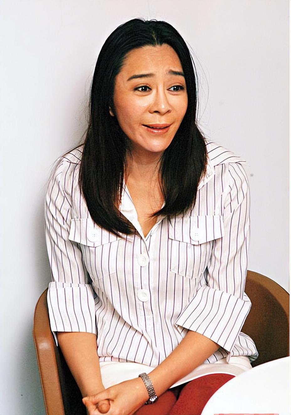 刘德华唯一承认的前女友,分手后曝华仔私密事,37年还没放下_喻可欣