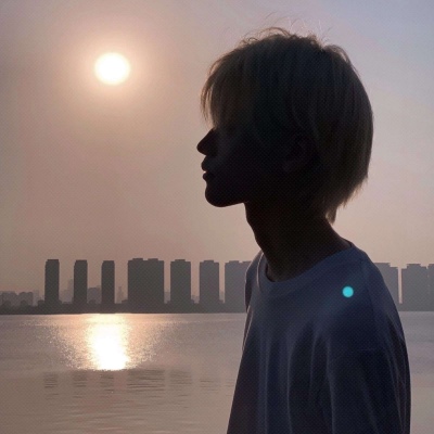 很孤傲冷僻的伤感帅气真人头像,男生头像图片