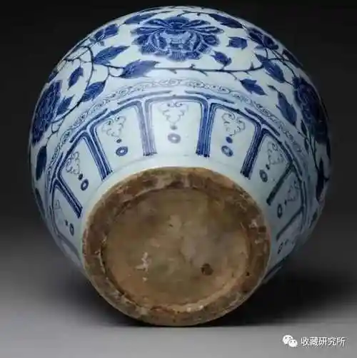 元青花麟凤纹盘,高7.9厘米,口径46.1厘米,足径26.