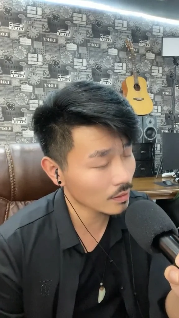 大欢《听闻远方有你》