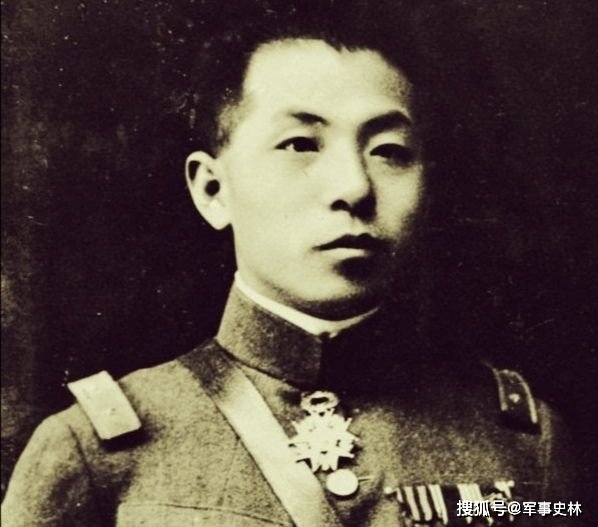 原创傅作义死守孤城百日,1927年一战成名,反证了张学良和奉军的无能